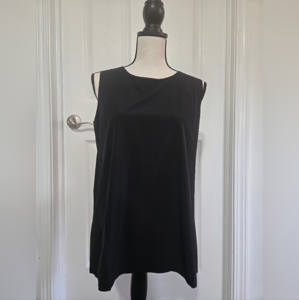 Athleta Zephyr Refined Tank NWT - Picture 7 of 9